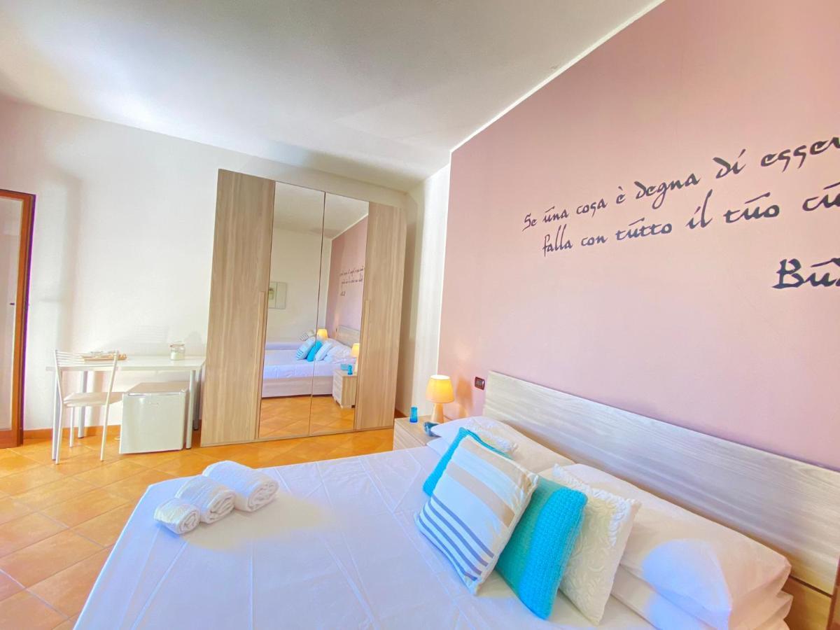 Maison Soleil Guest House กัลลีโปลี ภายนอก รูปภาพ