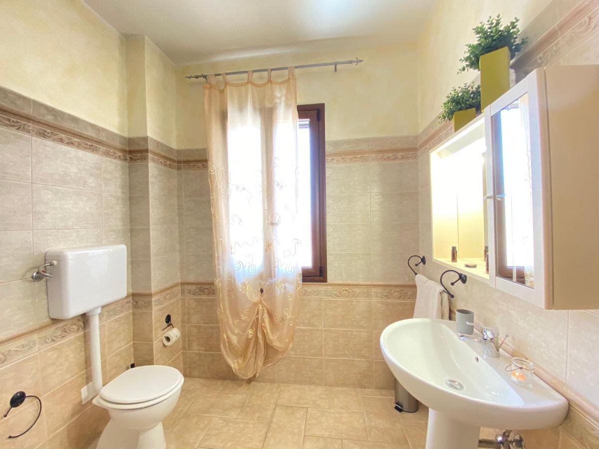 Maison Soleil Guest House กัลลีโปลี ภายนอก รูปภาพ
