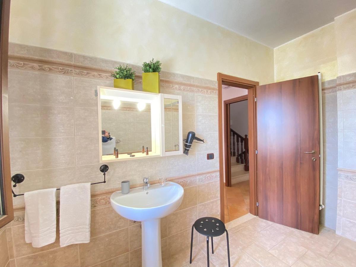 Maison Soleil Guest House กัลลีโปลี ภายนอก รูปภาพ